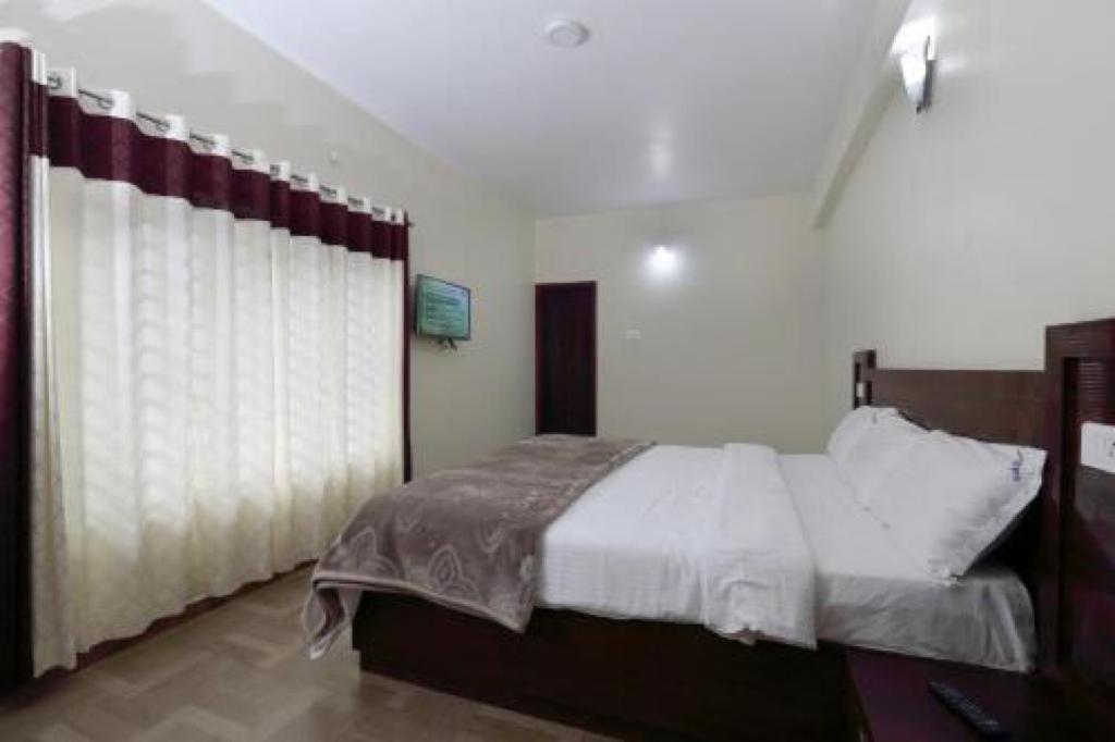 Pinehill Suits Ooty Exterior foto